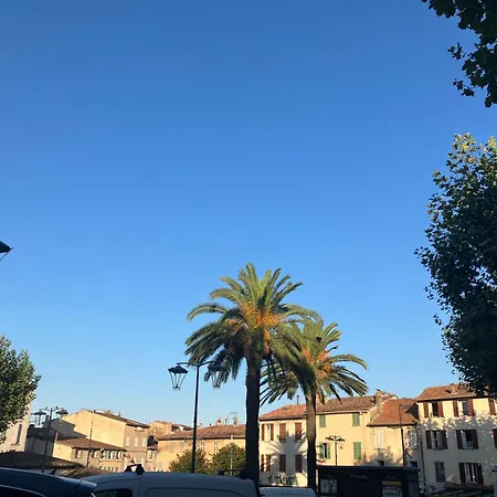 3 Pax Terace Vue Chateau Wifi Apartamento Cogolin