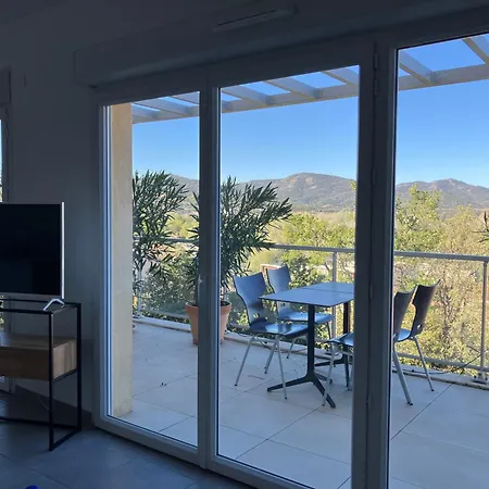 3 Pax Terace Vue Chateau Wifi Lägenhet