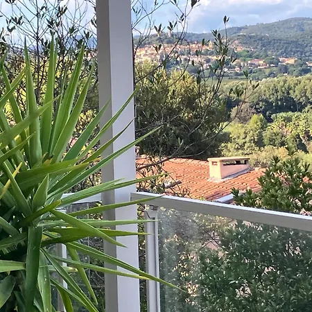Apartamento 3 Pax Terace Vue Chateau Wifi